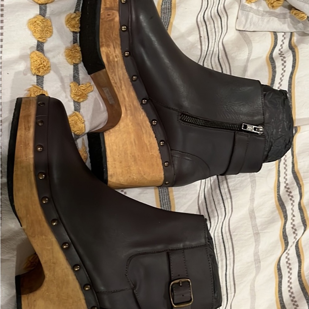 Free People Crosby clog size 9
